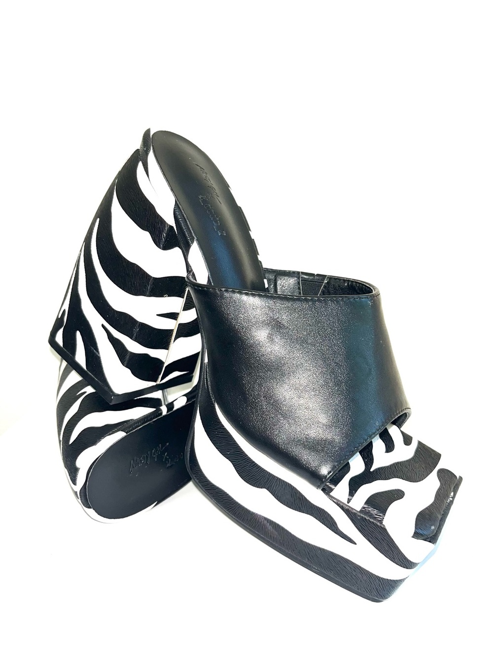 Nasty Gal X Z Code Z Mules Chunky Heels Zebra Striped Square Toe SEXY NEW SZ 9